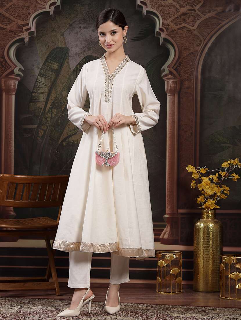 embellished pink clutch with pearl strap  - 22220164 -  Standard Image - 6