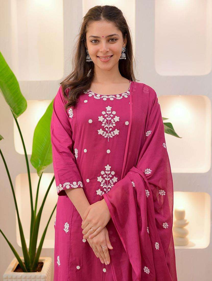 women solid with work three quarter sleeve kurta pant with dupatta set - 22220187 -  Standard Image - 1