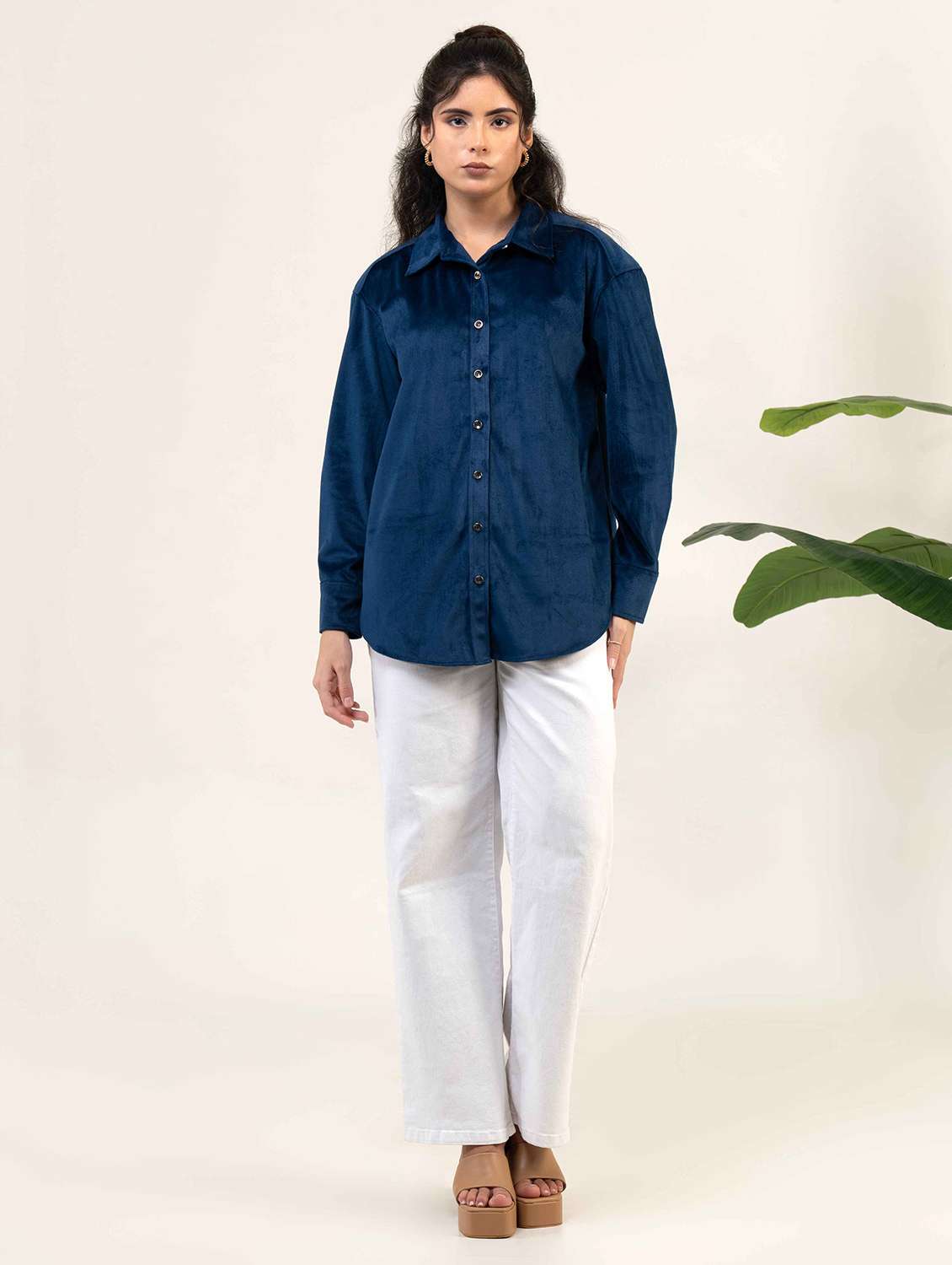 women solid collared long sleeve shirt