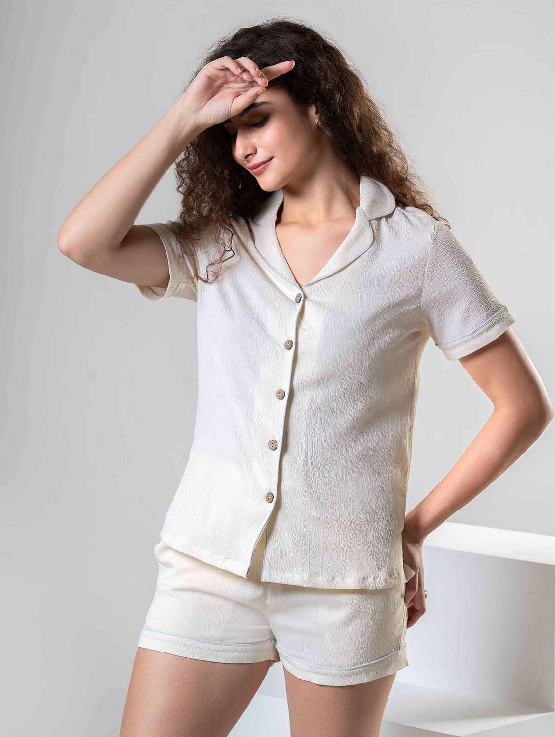 women solid nightwear shorts set - 22220366 -  Standard Image - 4