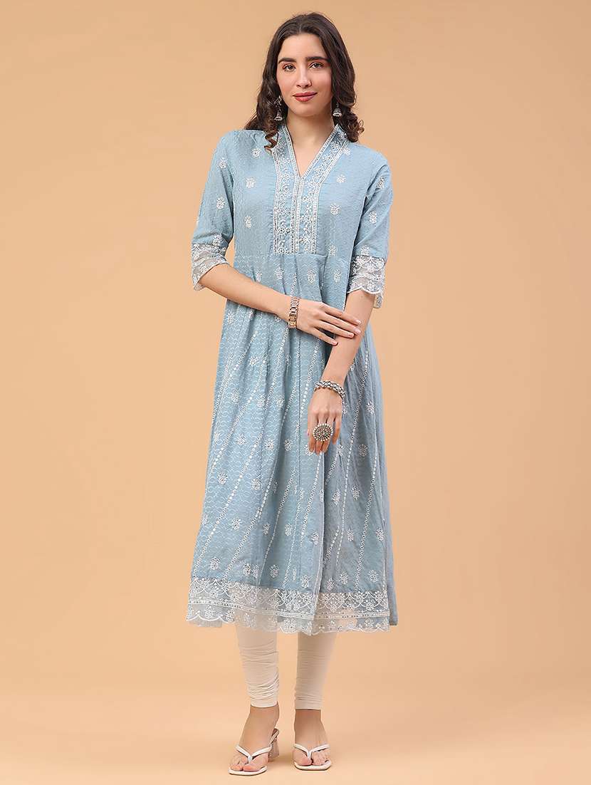 women self design three quarter sleeve a-line kurta - 22223038 -  Standard Image - 1