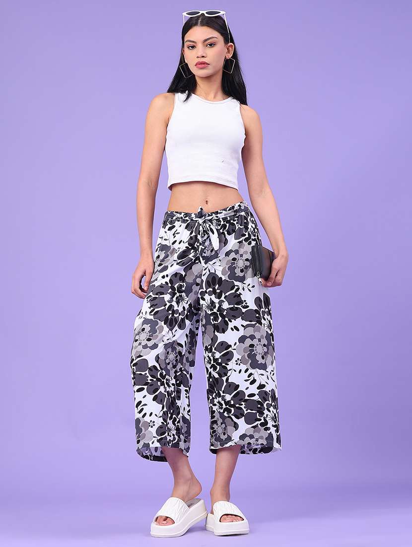 women floral mid rise culottes trouser - 22223202 -  Standard Image - 4