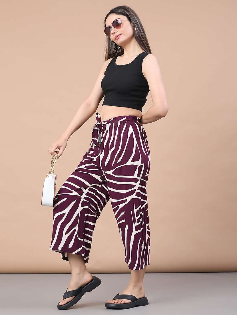 women abstract mid rise culottes trouser - 22223203 -  Standard Image - 4