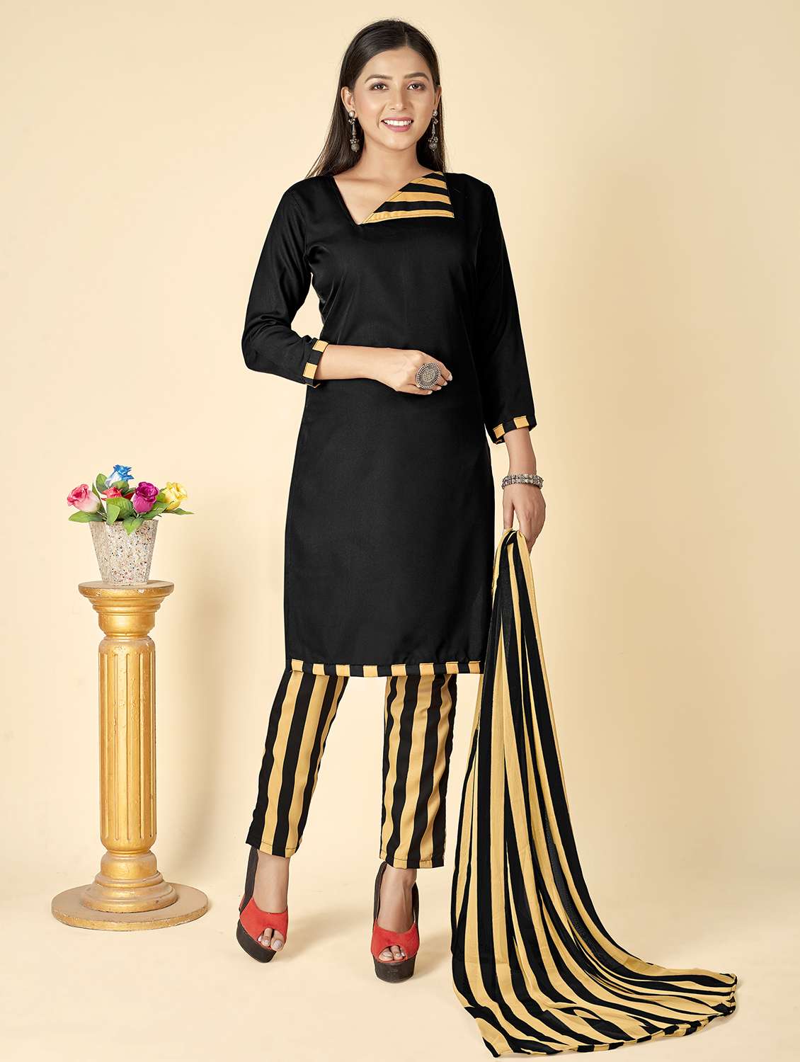 women solid unstitched suit set - 22223514 -  Standard Image - 1