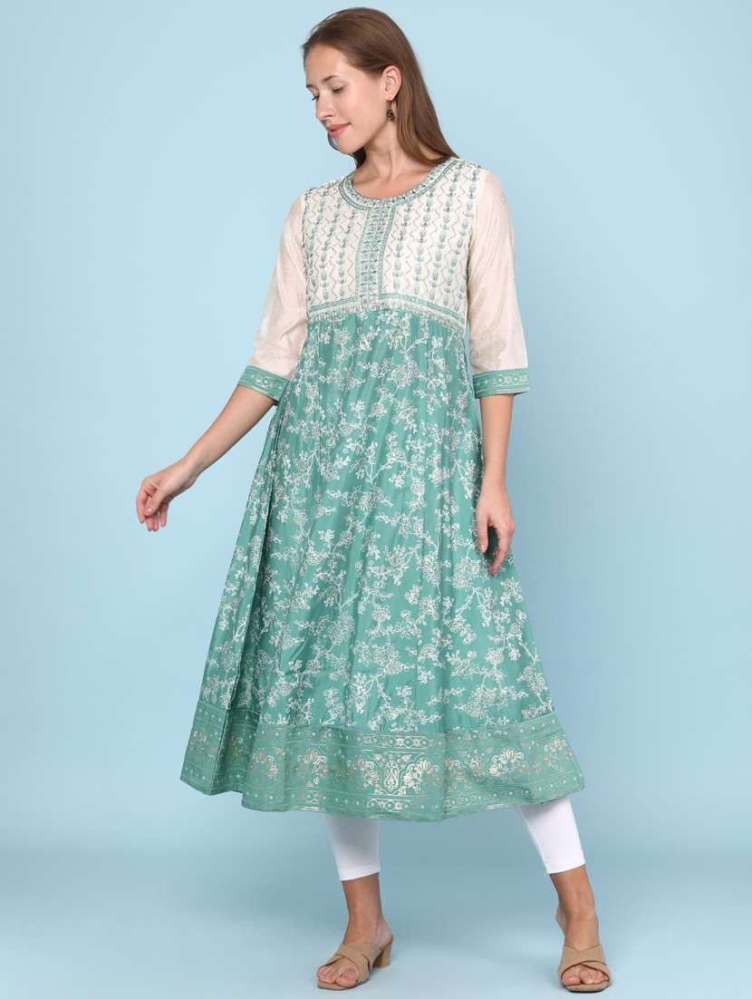 women floral printed three quarter sleeve flared kurta