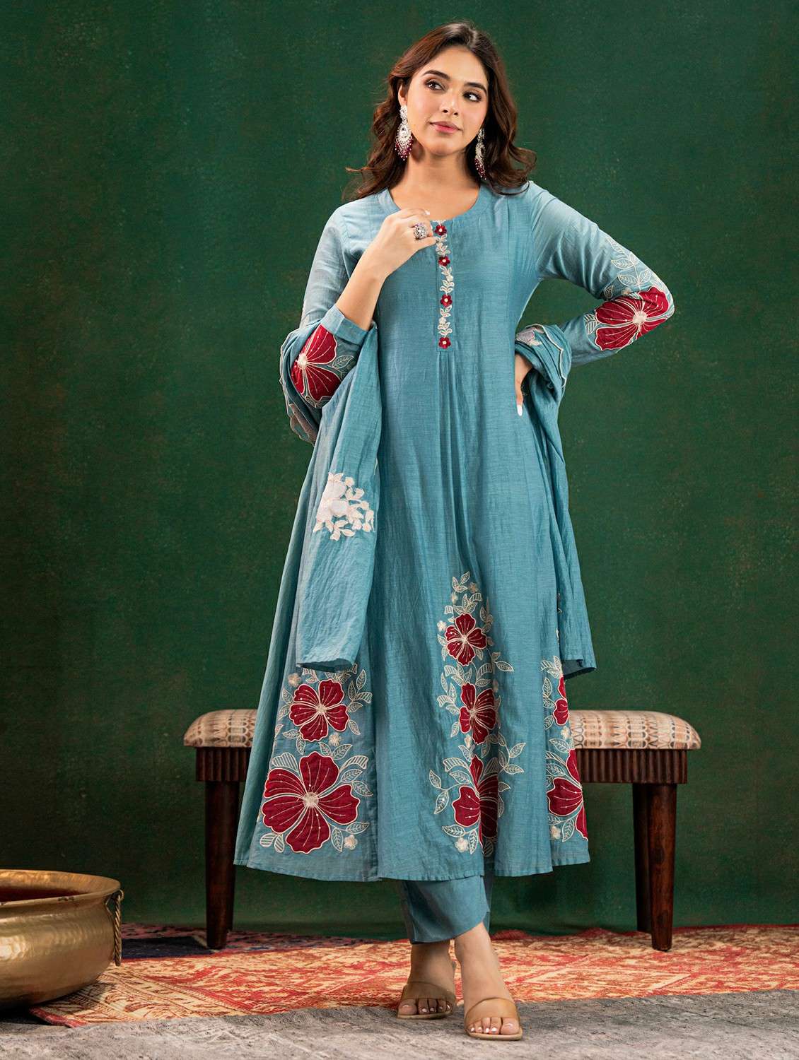 women floral long sleeve kurta pant with dupatta set - 22224539 -  Standard Image - 1