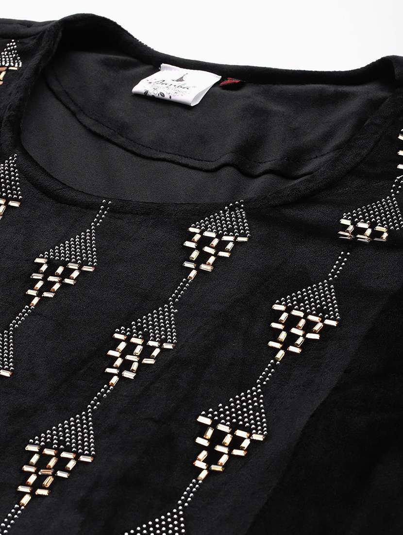 women plus size embellished three quarter sleeve kurta pant with dupatta set - 22224881 -  Standard Image - 4