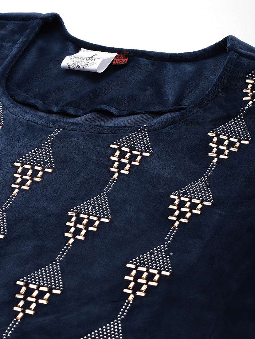 women plus size embellished three quarter sleeve kurta pant with dupatta set - 22224882 -  Standard Image - 4