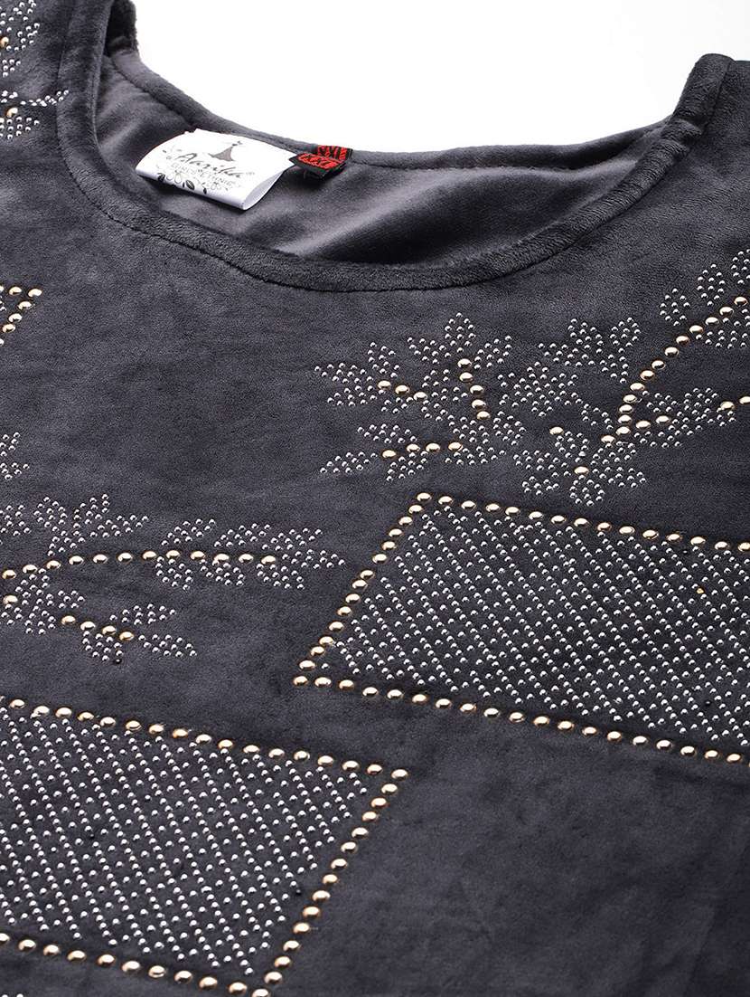 women plus size embellished three quarter sleeve kurta pant with dupatta set - 22224891 -  Standard Image - 4