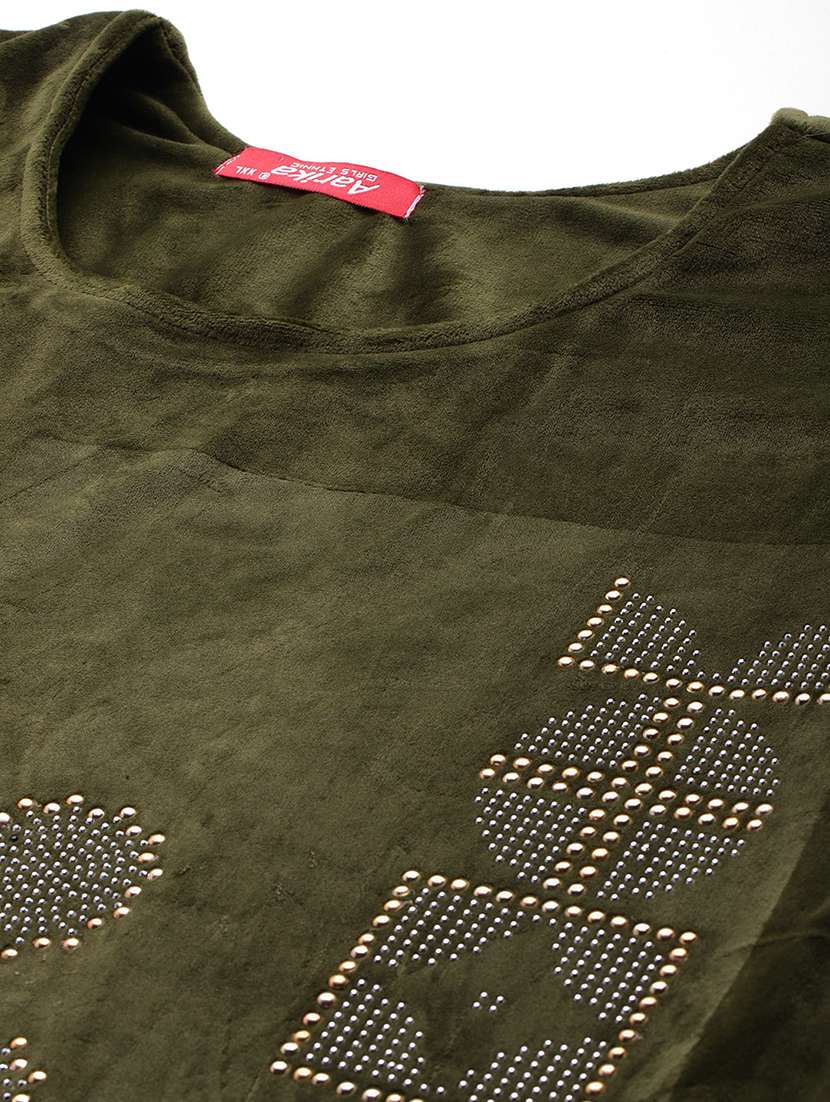 women plus size embellished three quarter sleeve kurta pant with dupatta set - 22224899 -  Standard Image - 4