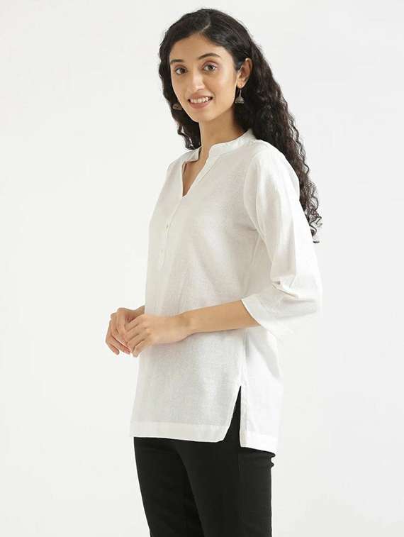 women solid three quarter sleeve straight kurti - 22225035 -  Standard Image - 1