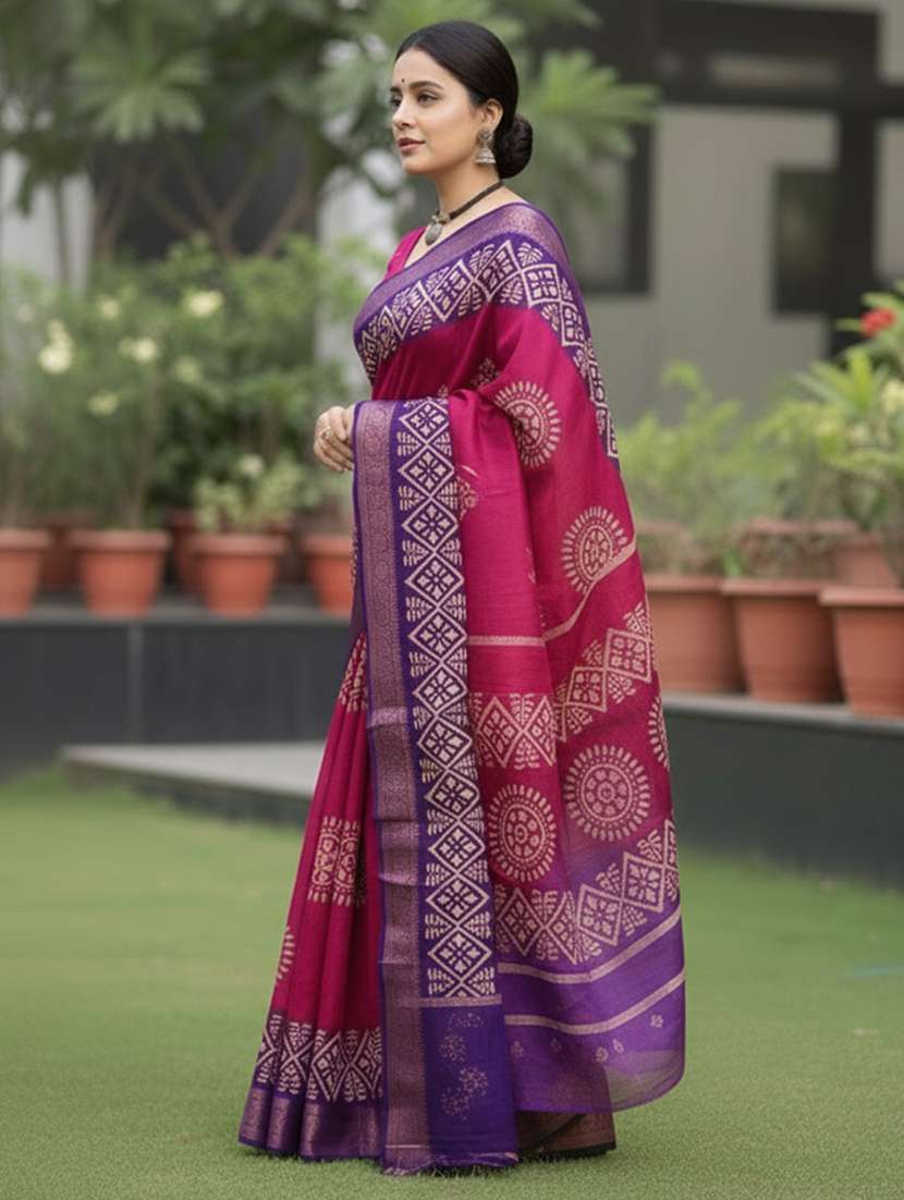 women printed casual wear saree with blouse - 22225120 -  Standard Image - 1