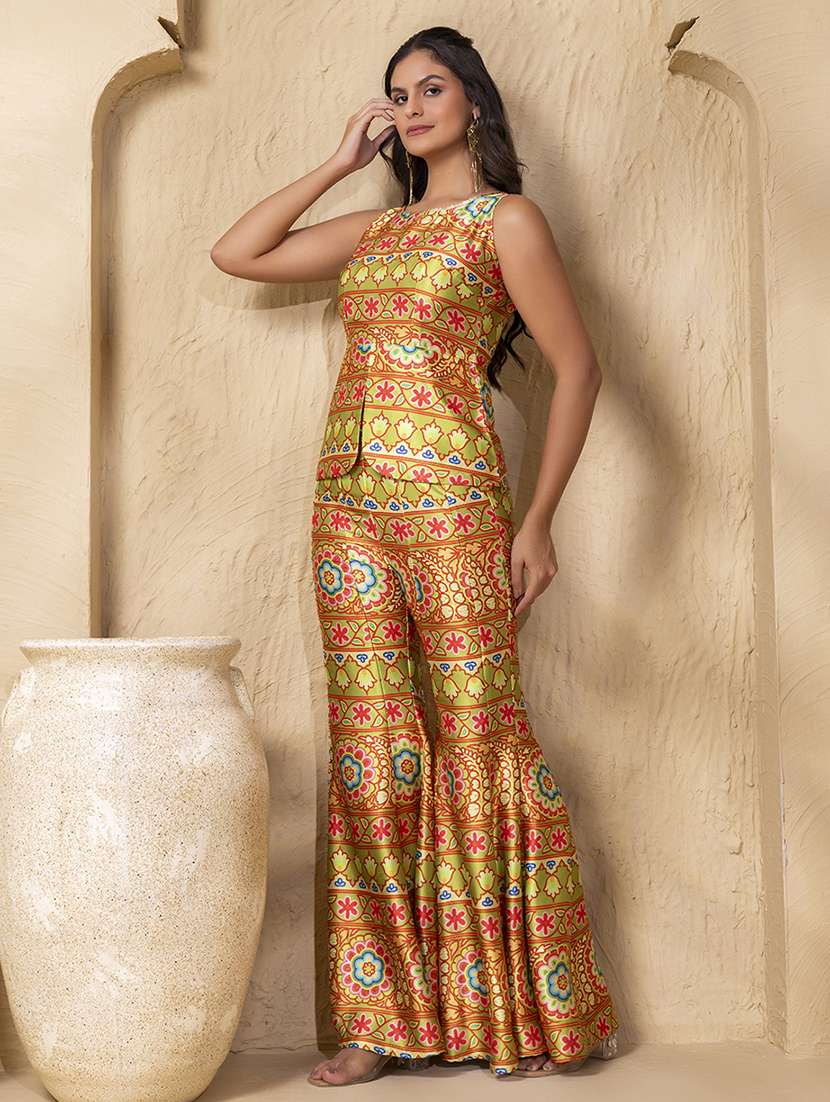 women printed sleeveless ethnic co-ord set - 22225162 -  Standard Image - 1