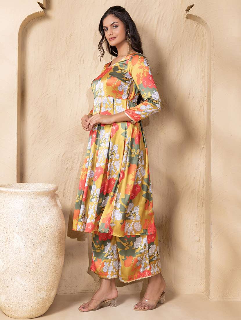 women printed three quarter sleeve ethnic co-ord set - 22225165 -  Standard Image - 1