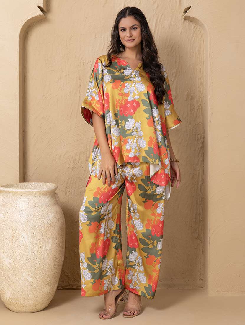 women printed three quarter sleeve ethnic co-ord set