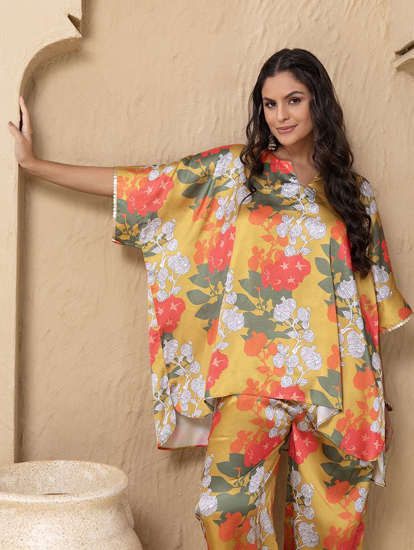 women printed three quarter sleeve ethnic co-ord set - 22225190 -  Standard Image - 4