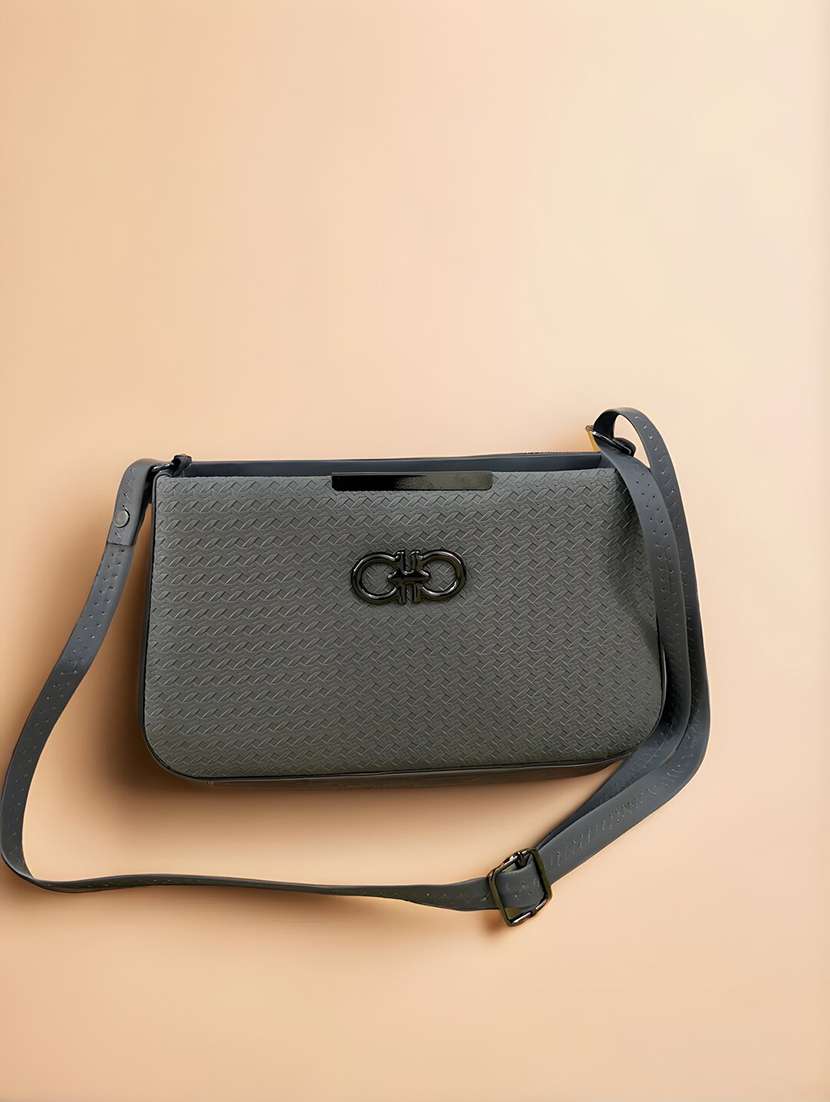 women solid pu sling bag