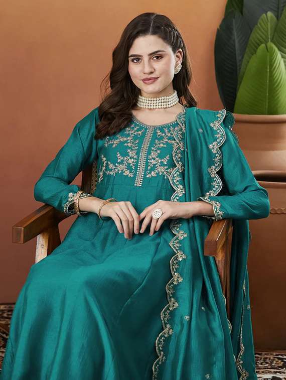 women solid with work long sleeve kurta pant with dupatta set - 22225271 -  Standard Image - 4