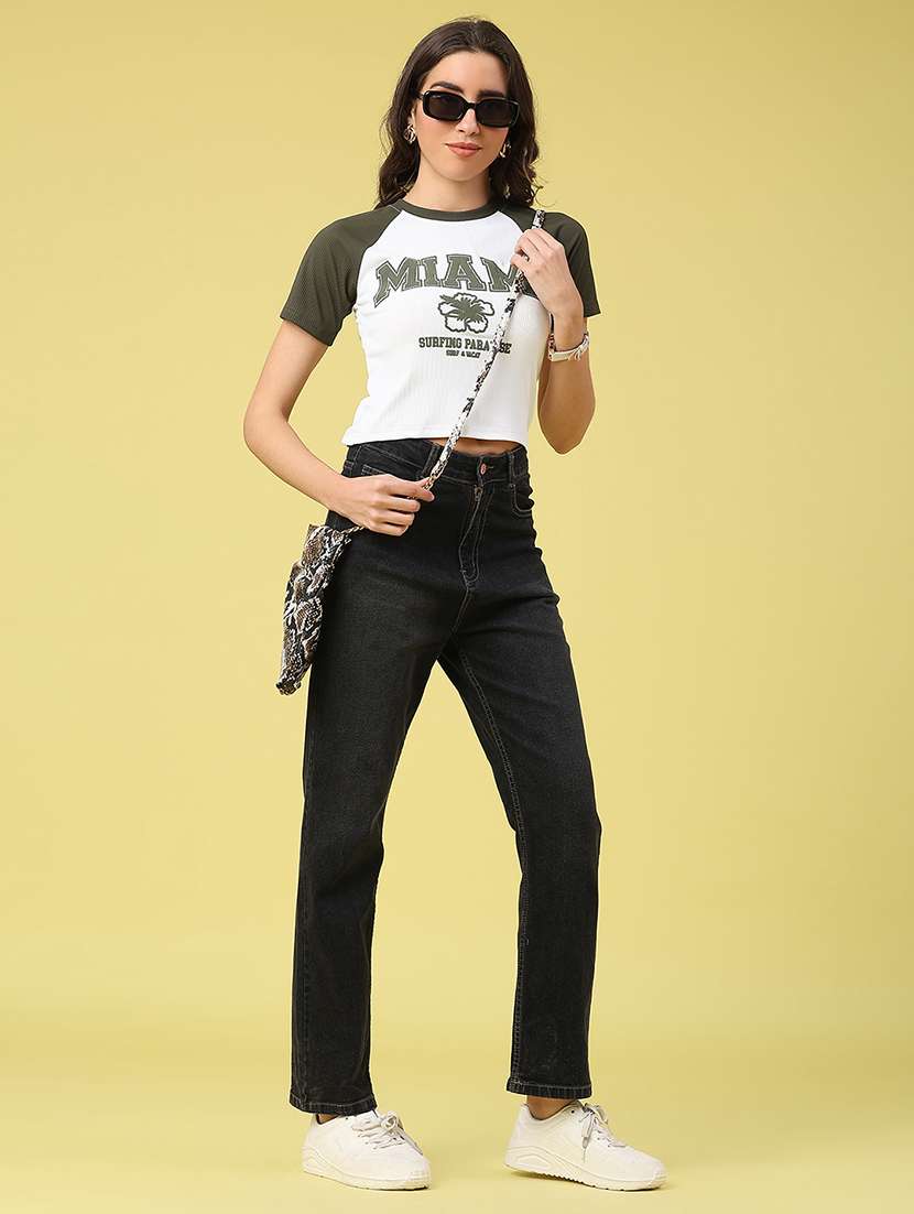 women printed short sleeve crop t-shirt - 22226085 -  Standard Image - 4