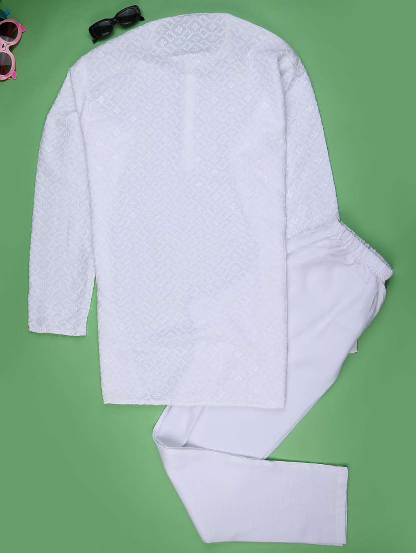 boys solid kurta and pyjama set - 22226088 -  Standard Image - 1