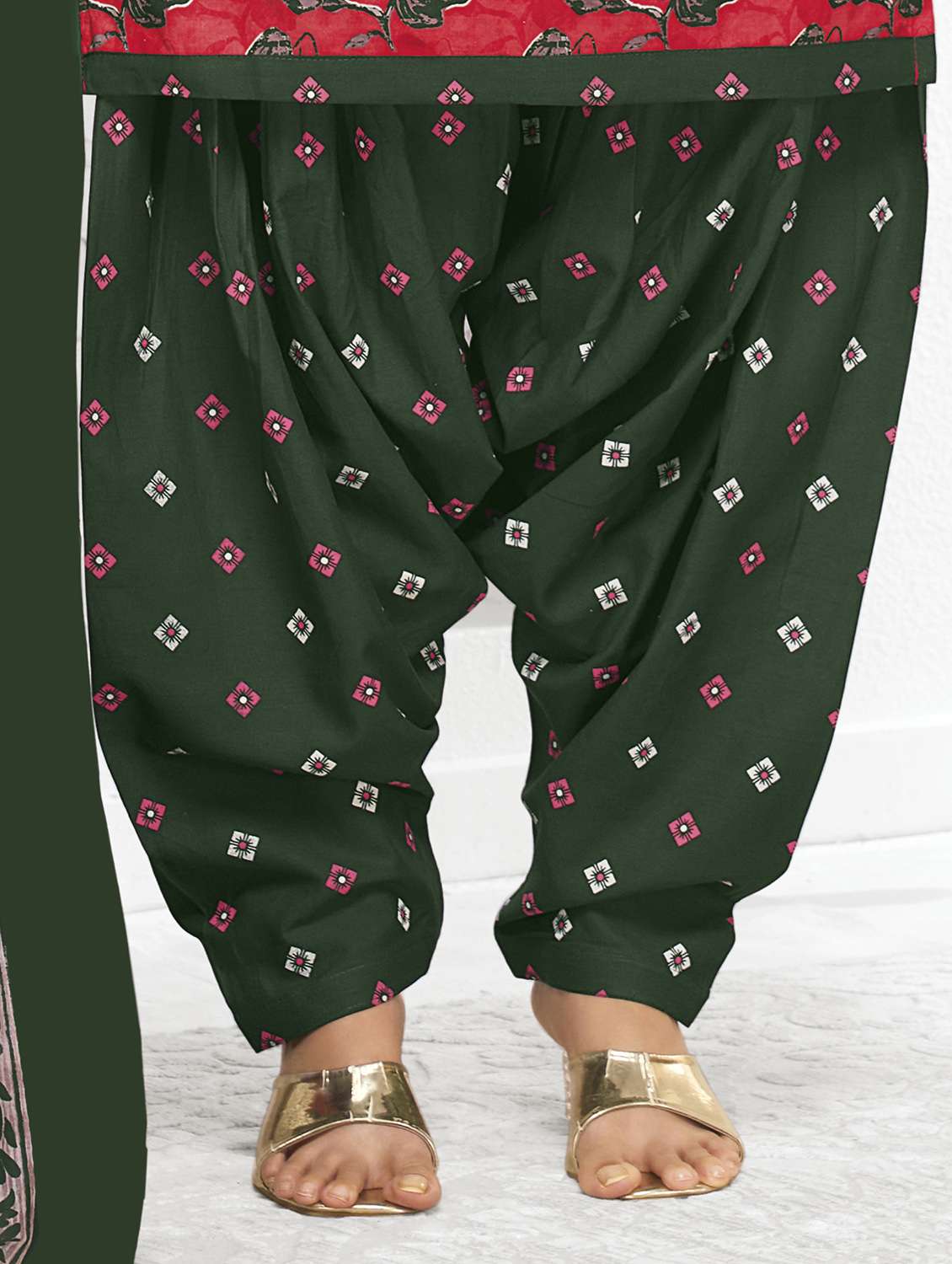 women floral printed unstitched salwar suit set - 22226363 -  Standard Image - 4