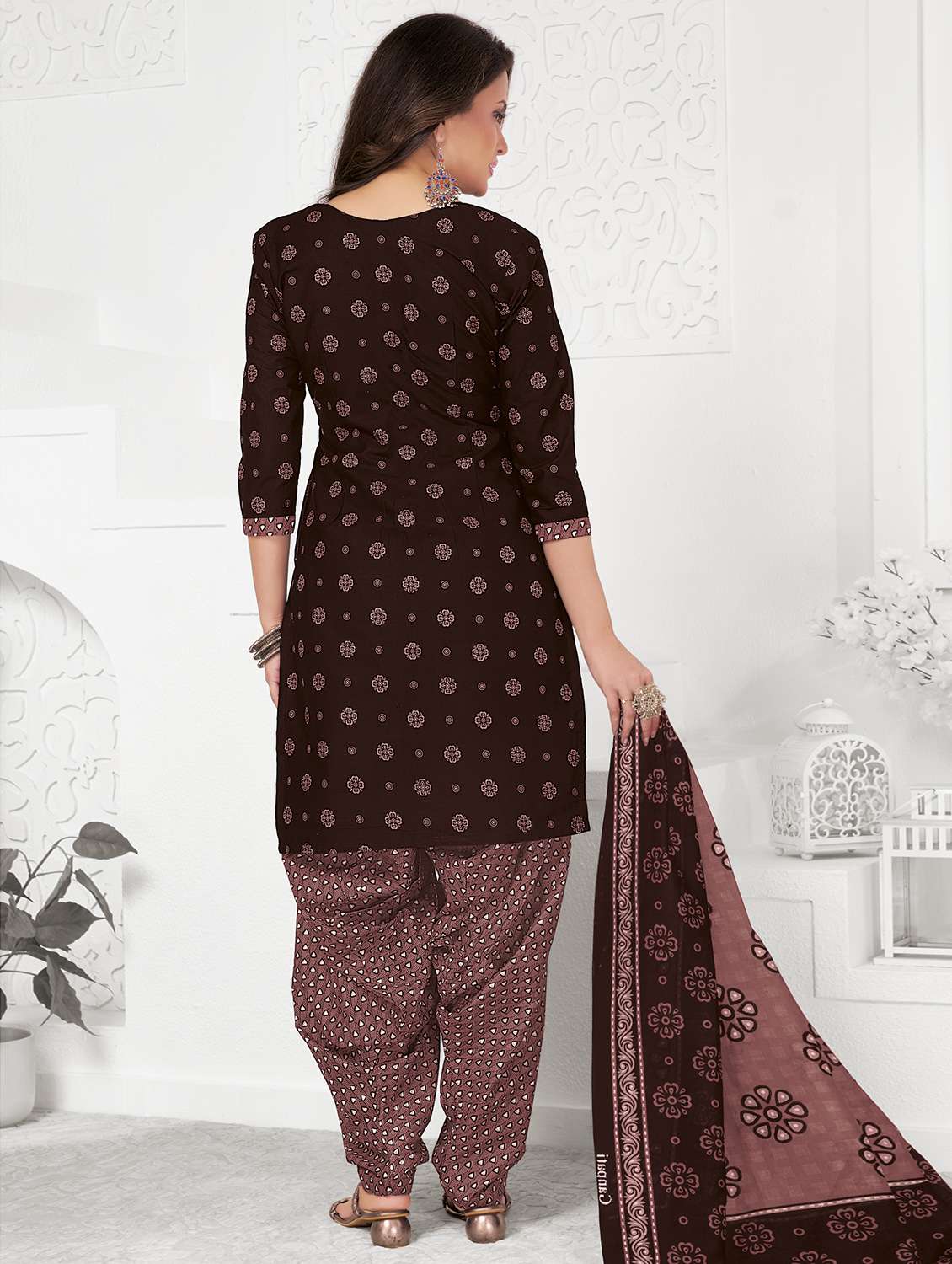 women printed unstitched salwar suit set - 22226369 -  Standard Image - 1