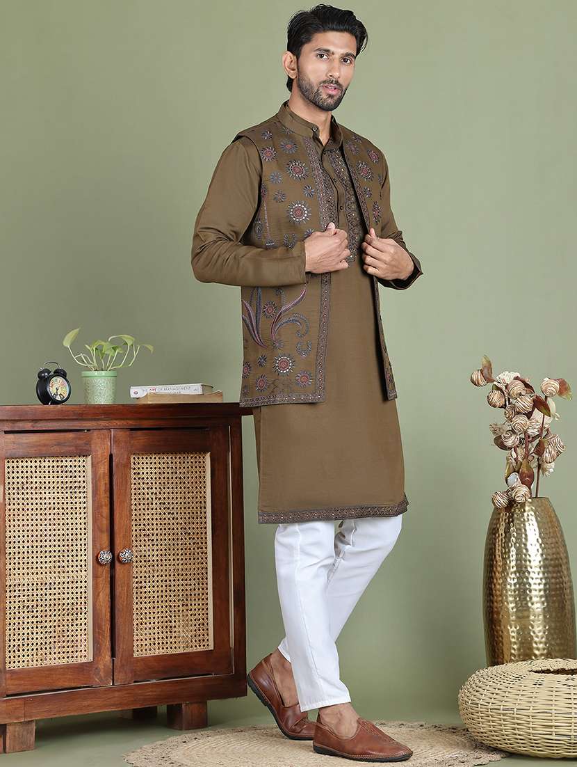 men solid with work mandarin neck kurta pyjama with jacket set - 22226468 -  Standard Image - 1