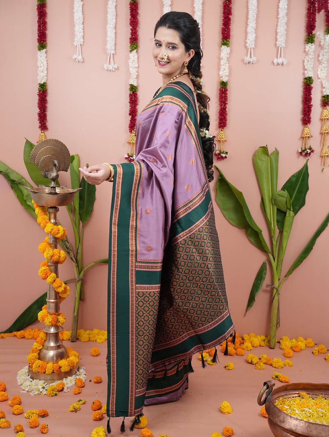 women self design nauvari saree with blouse - 22226493 -  Standard Image - 1