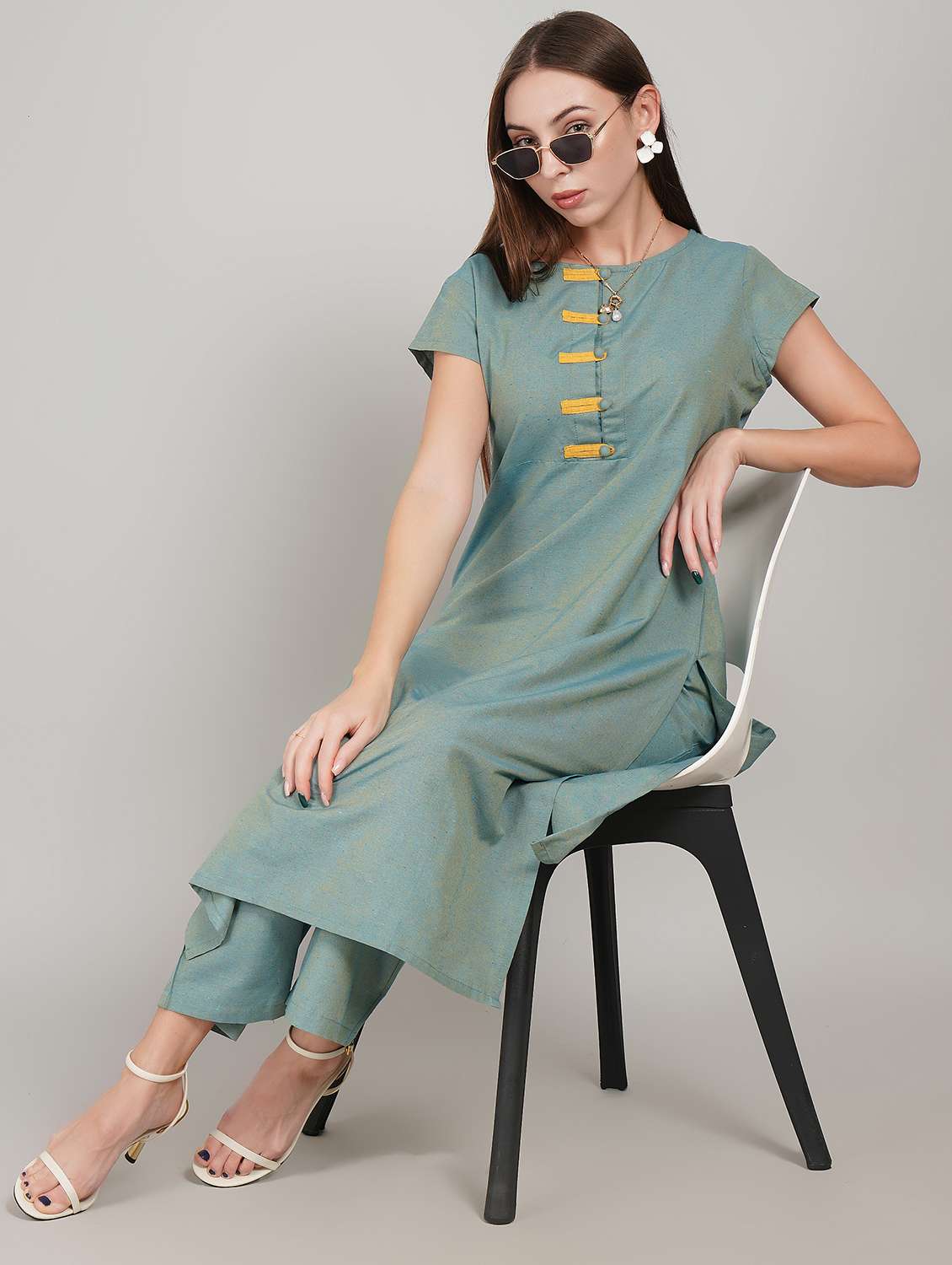 women solid short sleeve straight kurta