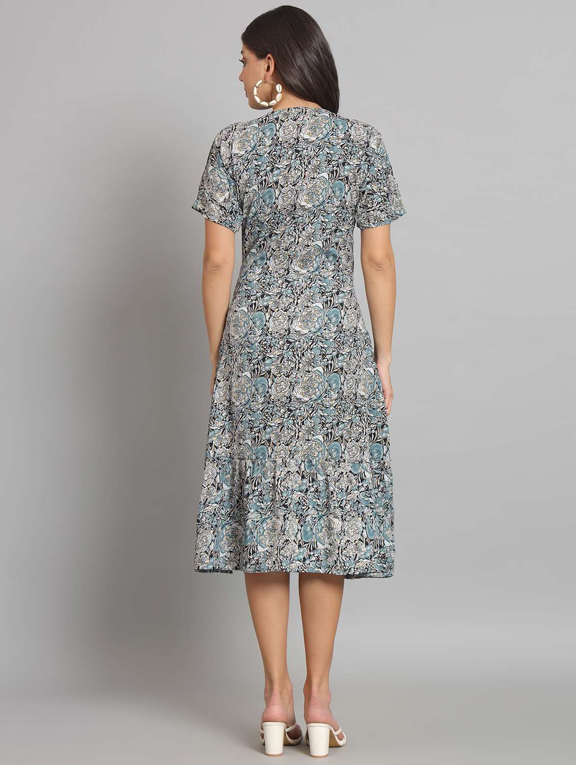 women printed short sleeve tiered dress - 22226858 -  Standard Image - 4