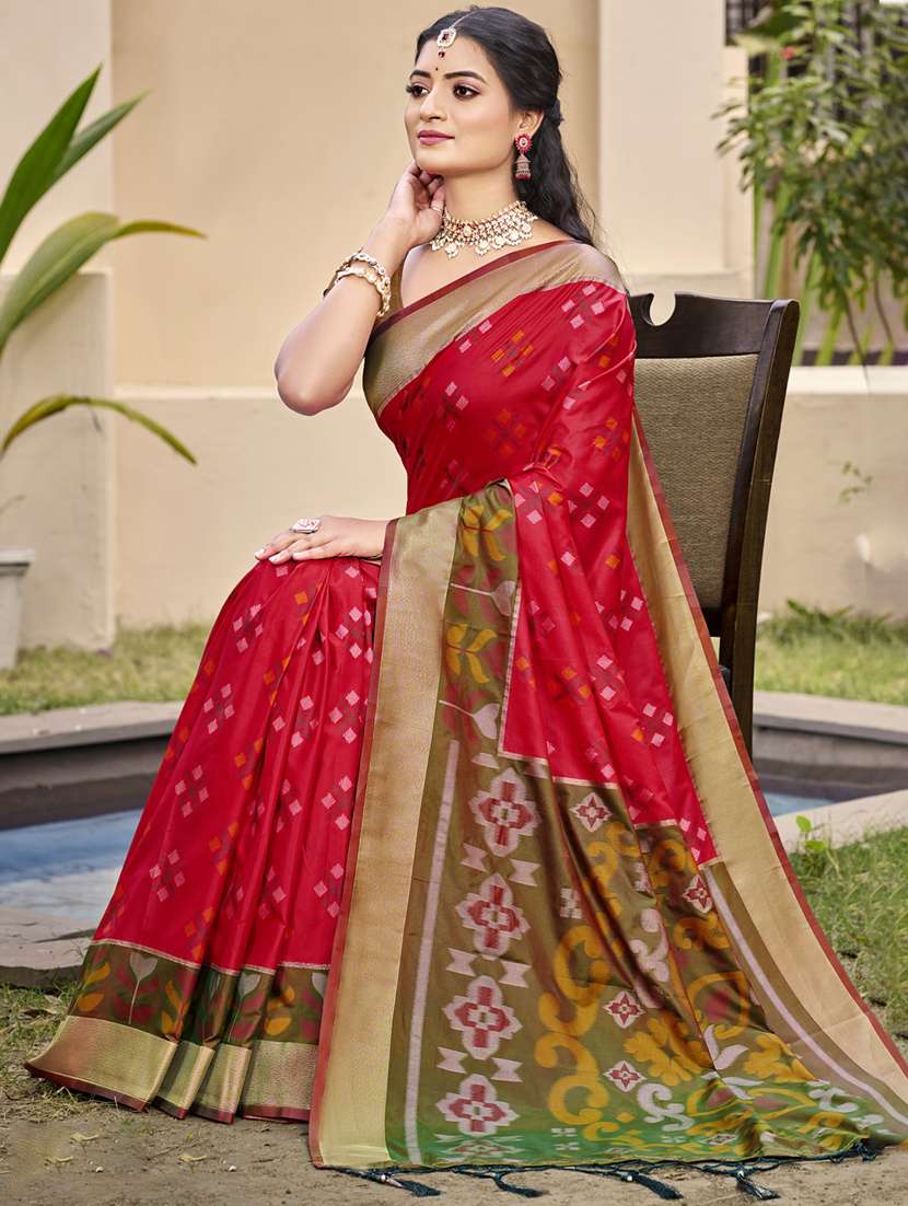 women self design pochampalli saree with blouse