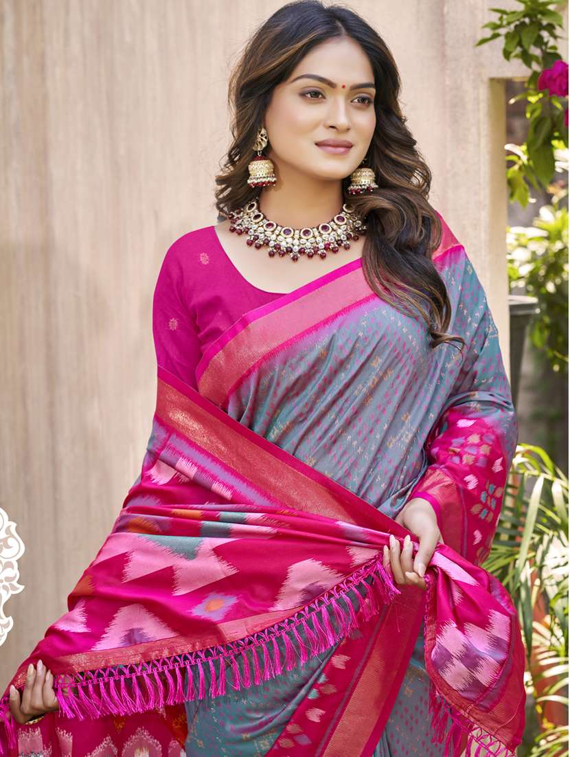 women self design pochampalli saree with blouse - 22226982 -  Standard Image - 1