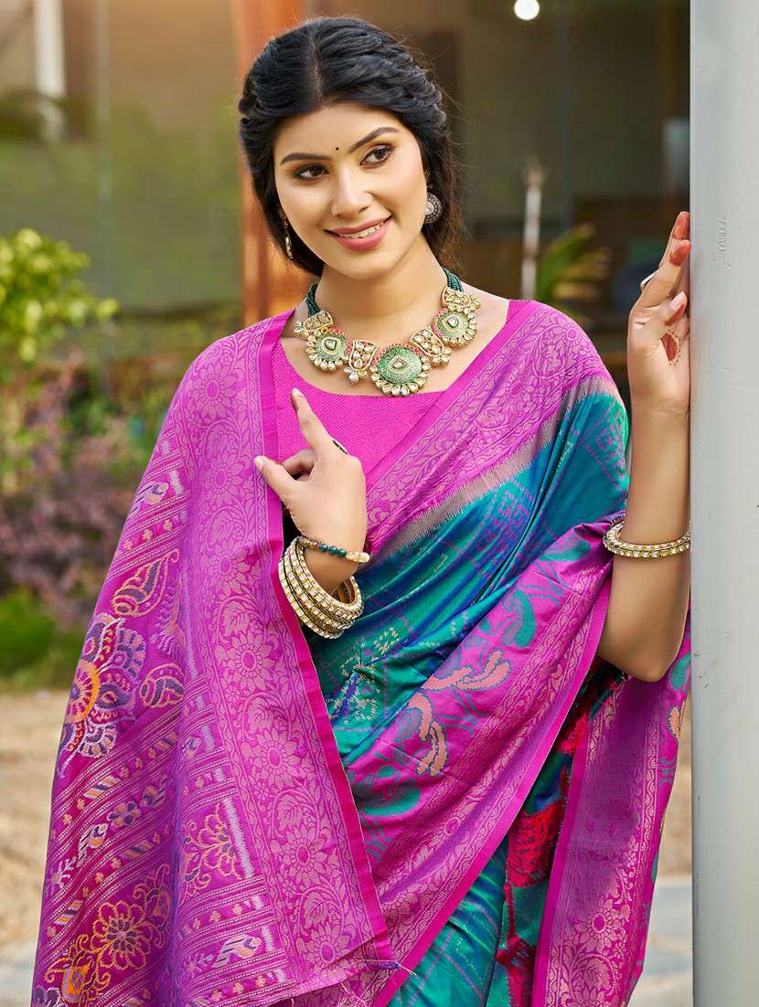 women self design pochampalli saree with blouse - 22226985 -  Standard Image - 1