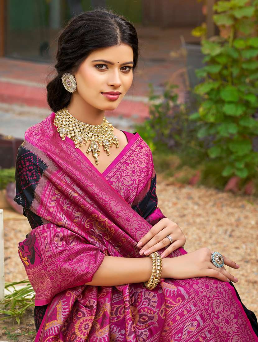 women self design pochampalli saree with blouse - 22226991 -  Standard Image - 1