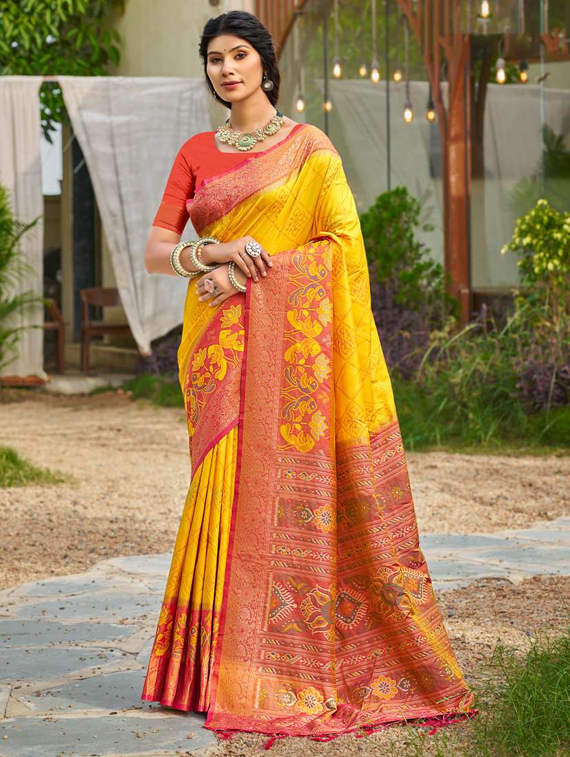 women self design pochampalli saree with blouse