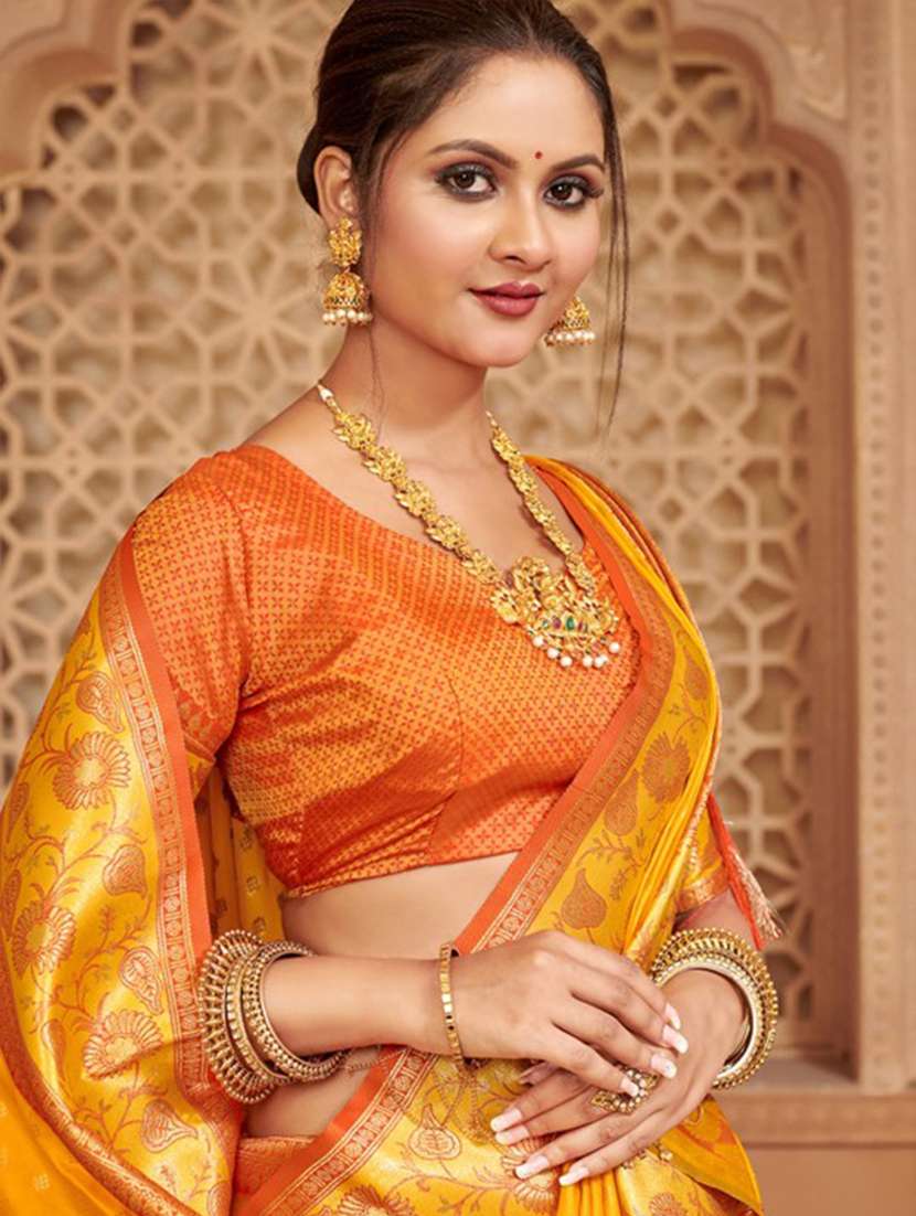 women self design kanjivaram saree with blouse - 22227037 -  Standard Image - 1