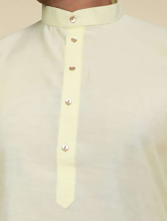 men solid mandarin neck long kurta - 22227743 -  Standard Image - 4