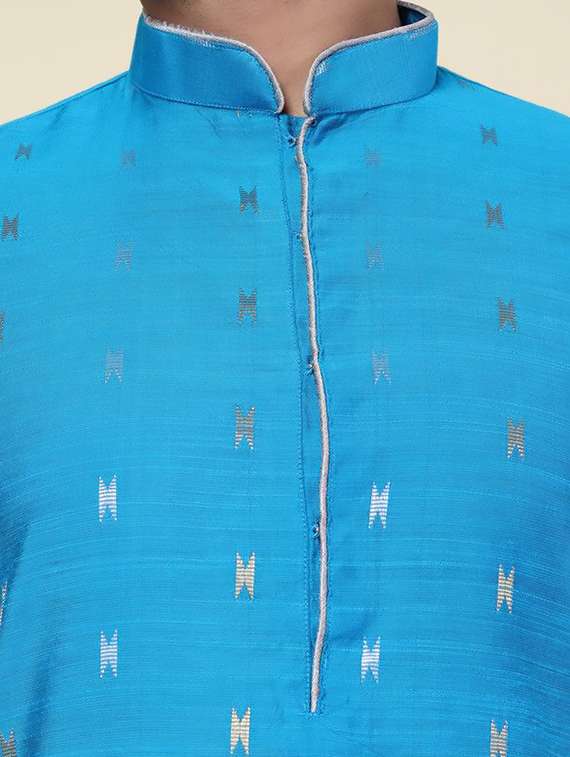 men self design mandarin neck long kurta - 22227750 -  Standard Image - 4