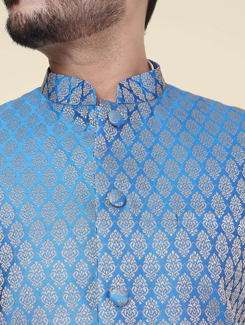 men solid mandarin neck kurta pyjama with jacket ethnic wear set - 22227987 -  Standard Image - 4