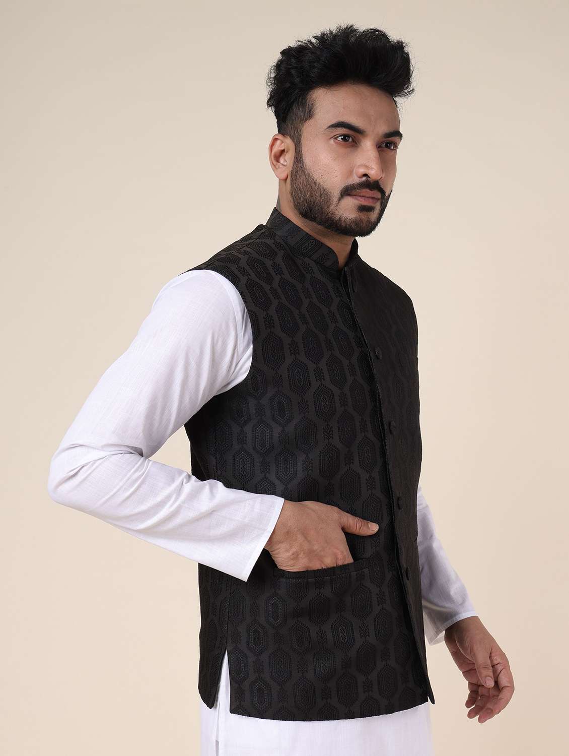 men solid mandarin neck kurta pyjama with jacket ethnic wear set - 22227989 -  Standard Image - 1