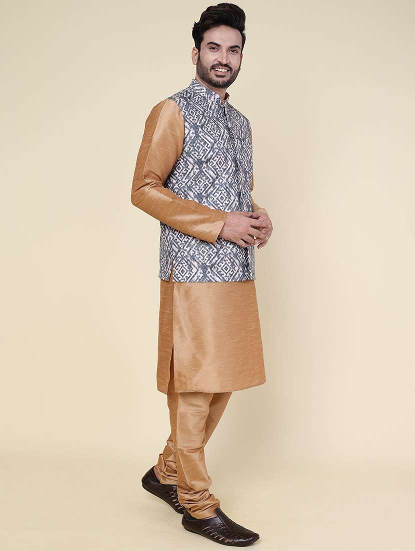 men solid mandarin neck kurta pyjama with jacket ethnic wear set - 22228011 -  Standard Image - 1