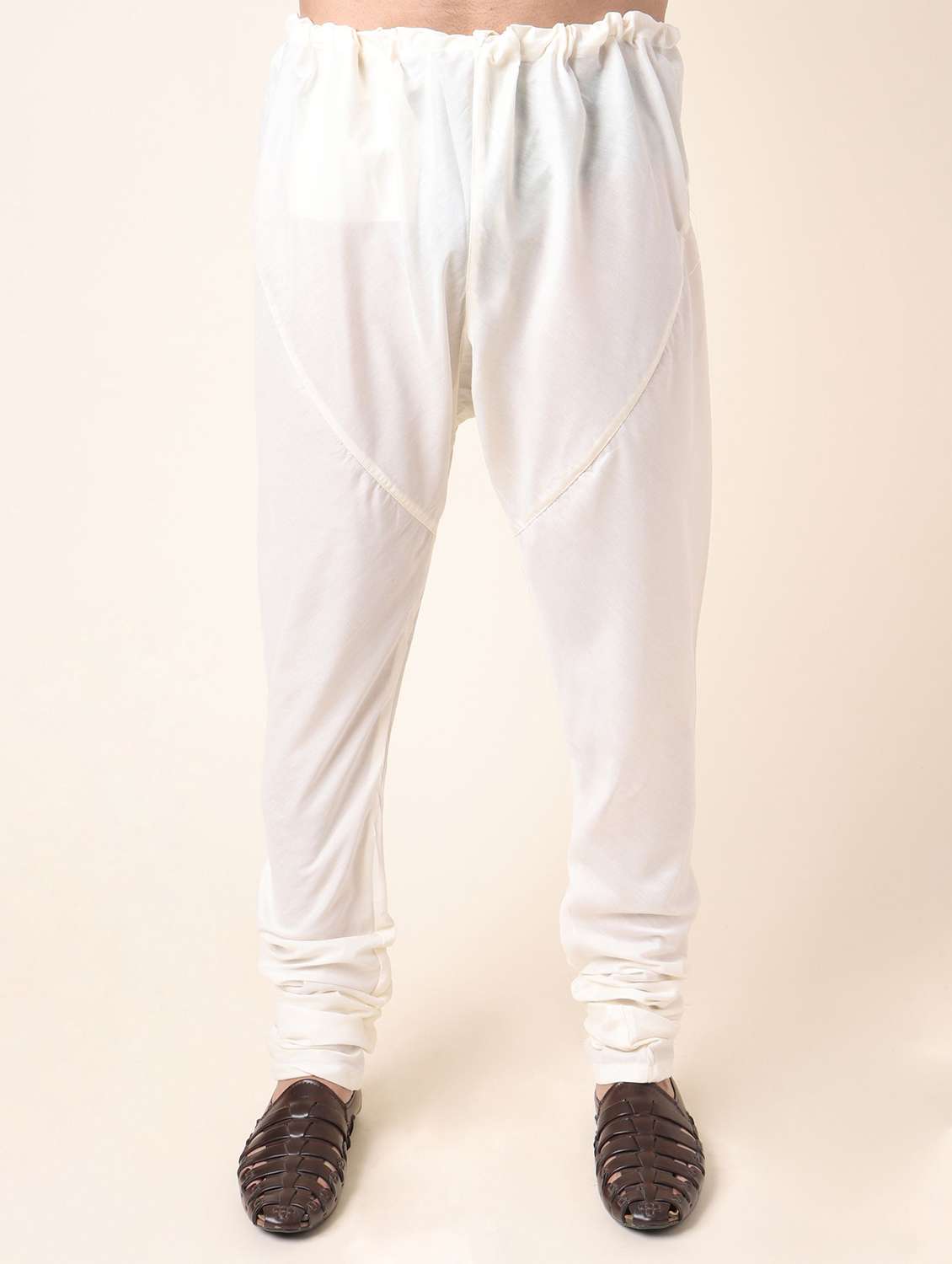 men printed mandarin neck kurta pyjama with jacket ethnic wear set - 22228055 -  Standard Image - 4