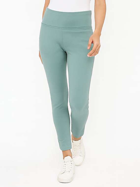 women solid mid rise jegging