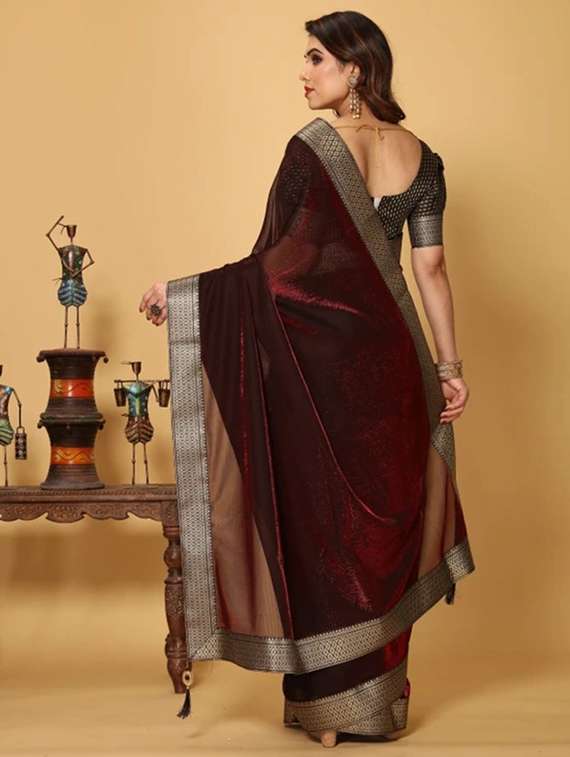 women solid with bordered saree with blouse - 22228530 -  Standard Image - 1