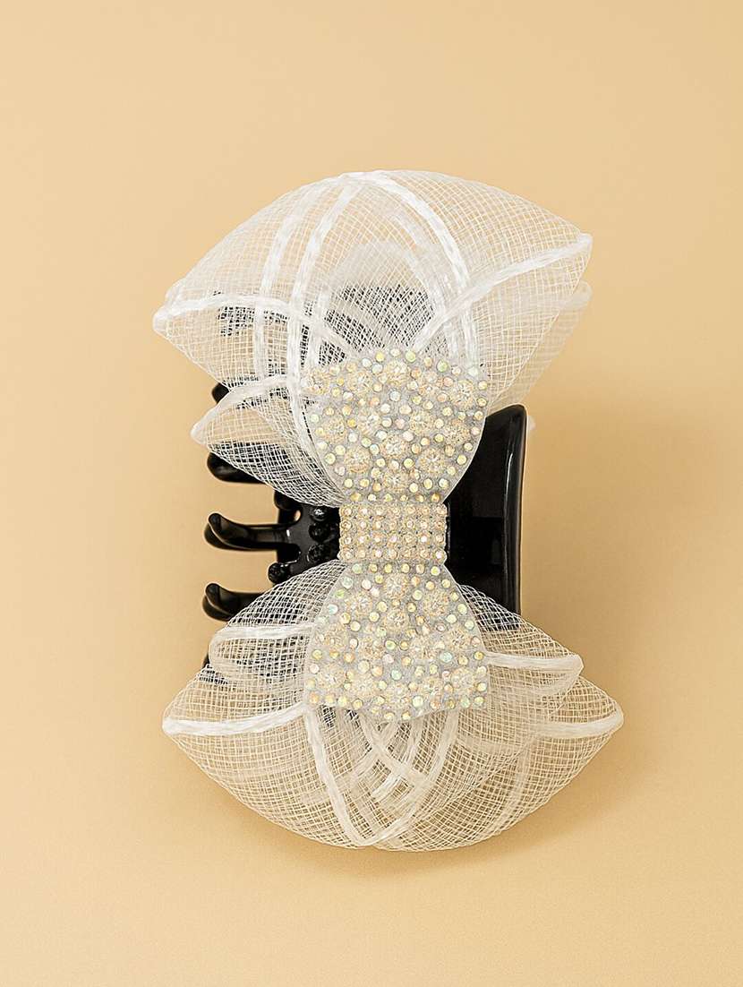 women bow embellished clutcher - 22228759 -  Standard Image - 1