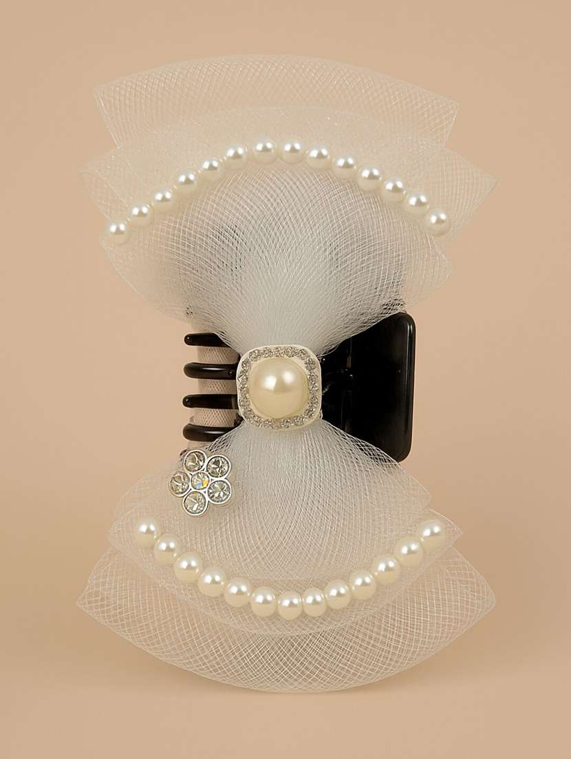 women bow embellished clutcher - 22228760 -  Standard Image - 1