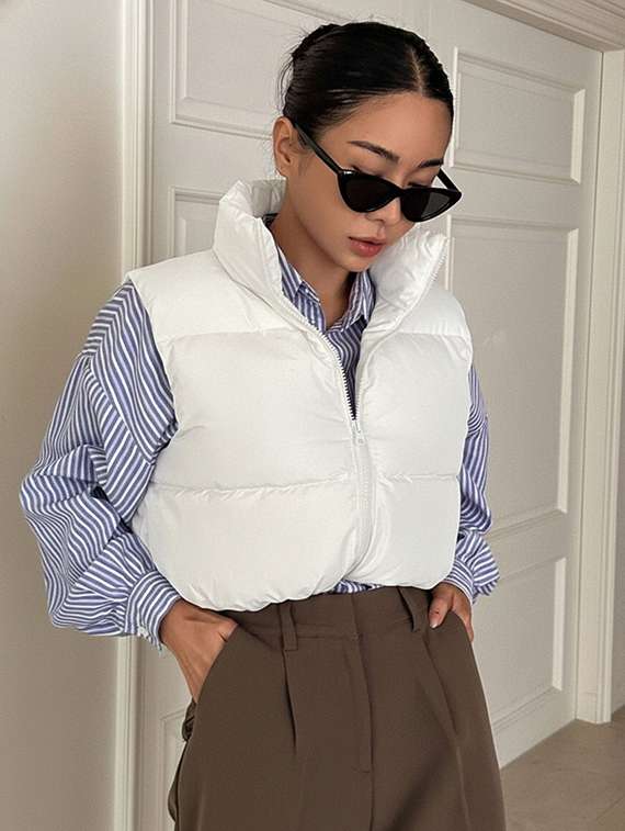 women solid sleeveless puffer jacket - 22228933 -  Standard Image - 1