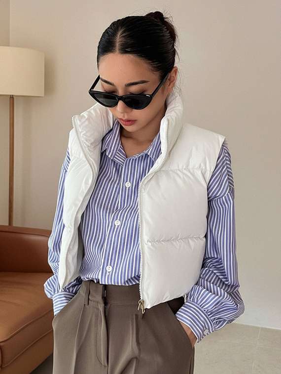 women solid sleeveless puffer jacket - 22228933 -  Standard Image - 4