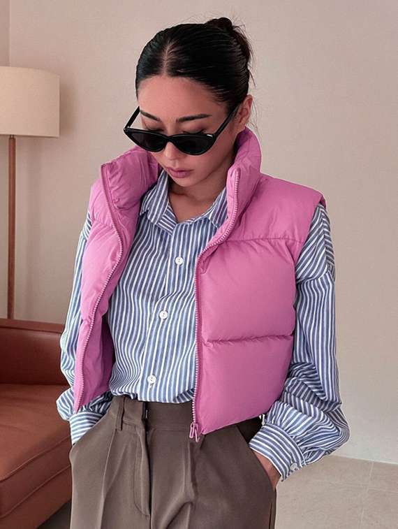 women solid sleeveless puffer jacket - 22228938 -  Standard Image - 4