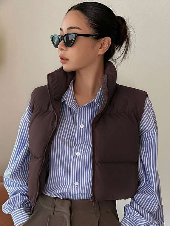 women solid sleeveless puffer jacket - 22228944 -  Standard Image - 1
